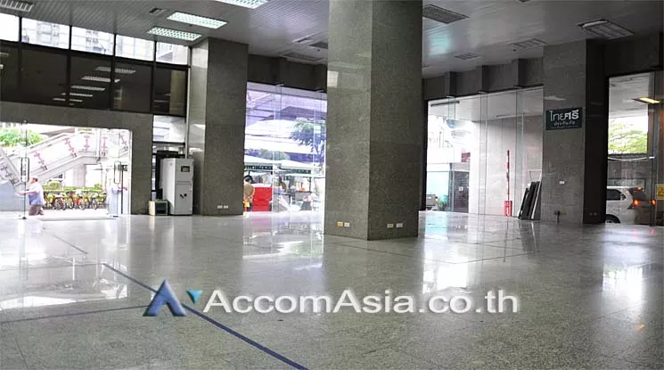 5  Office Space For Rent in Charoen Nakhon ,Bangkok BTS Krung Thon Buri at Thai Sri Tower AA13896